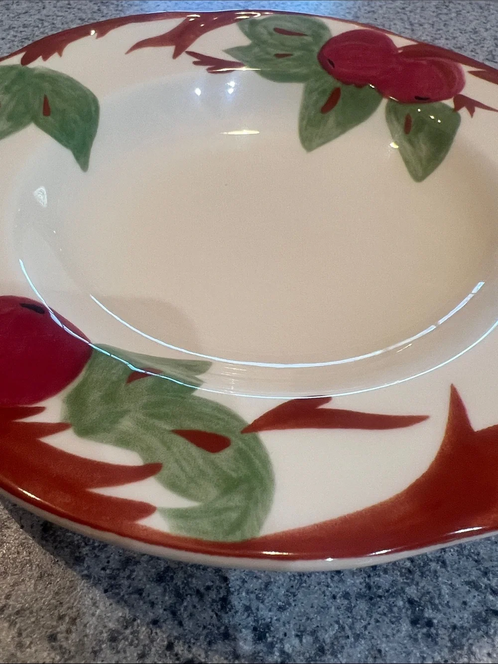 Vintage Franciscan Apple Pattern Wide Rim Soup / Pasta Bowl 8 1/2” Red Brown Gr